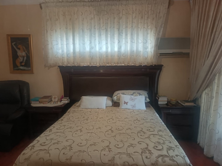 4 Bedroom Property for Sale in Monument Heights Northern Cape